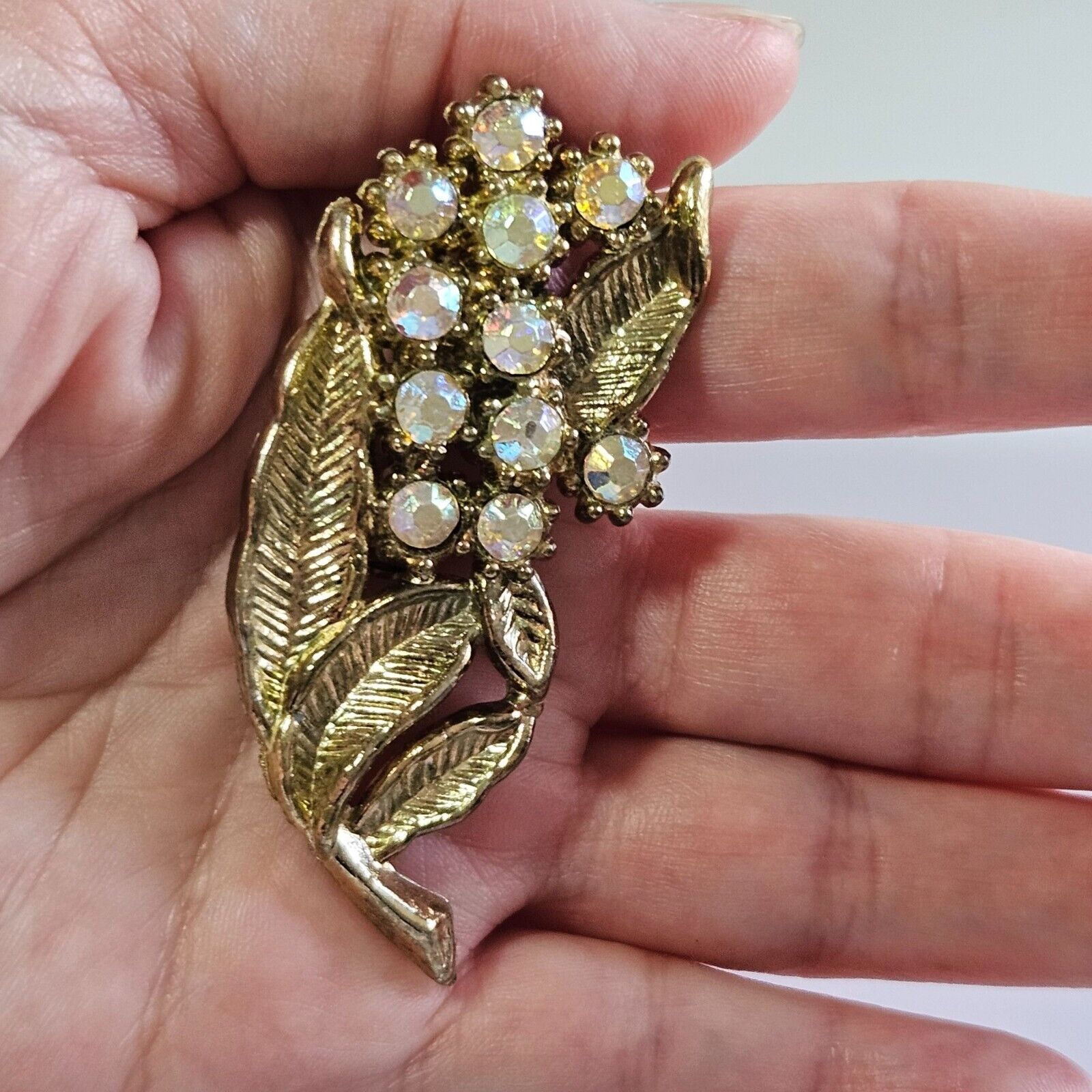 *Sale* Gold Tone Aurora Borealis Brooch